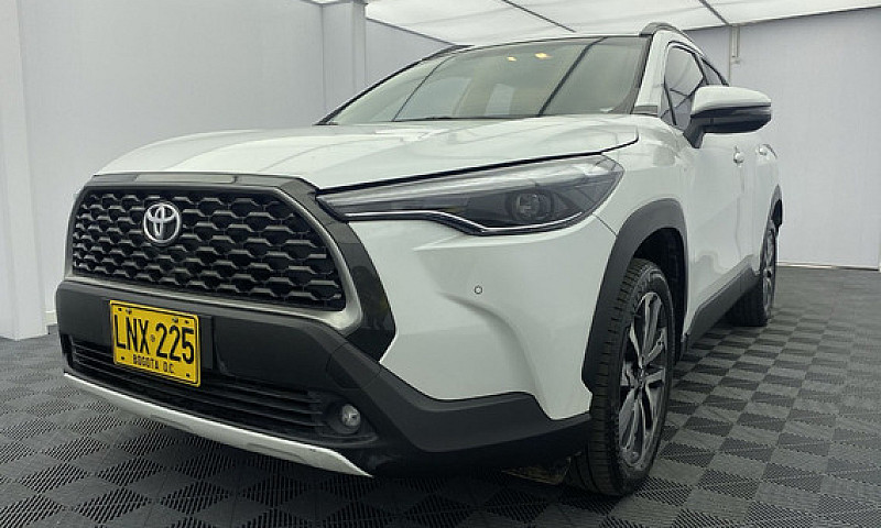 Toyota Corolla Cross...