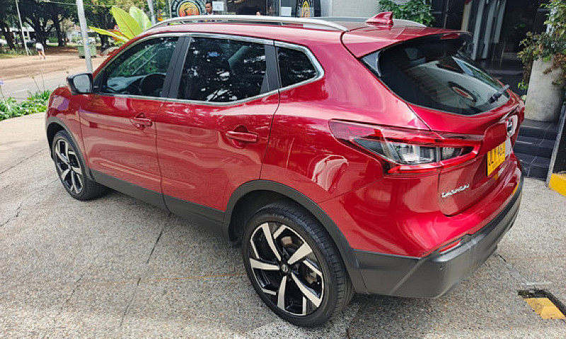 Nissan Qashqai 2.0 E...