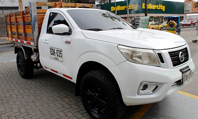 Nissan Frontier 2.5 ...