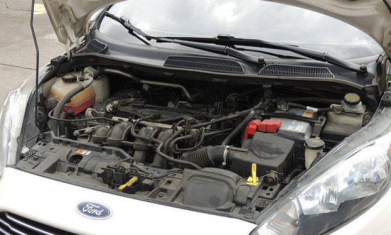 Ford Fiesta 1.6 Hatc...