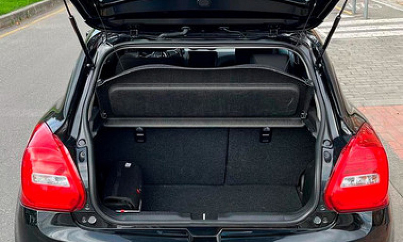 Suzuki Swift 1.2 Hyb...