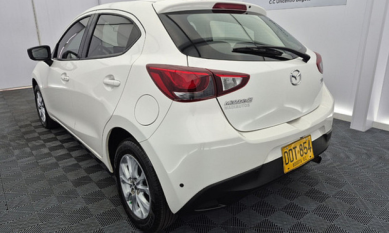 Mazda 2 1.5 Touring...
