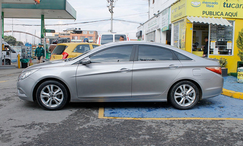 Hyundai Sonata I45 2...