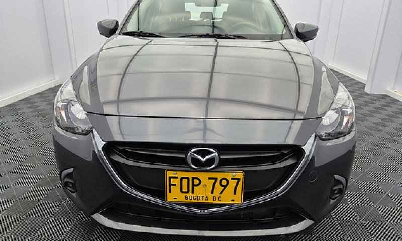 Mazda 2 1.5 Touring...