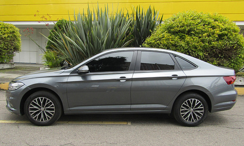 Volkswagen Jetta 1.4...