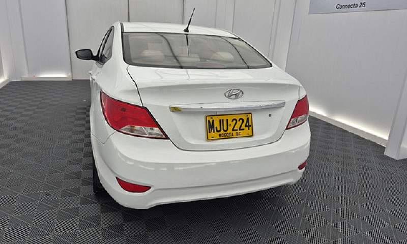 Hyundai Accent 1.6 P...