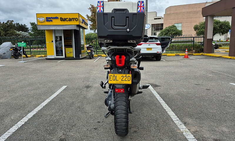Triumph Tiger Explor...