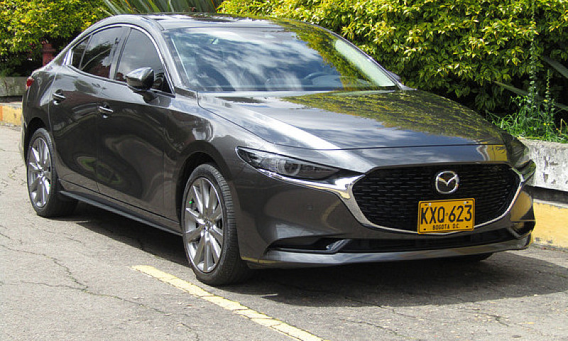 Mazda 3 2.0 Grand To...