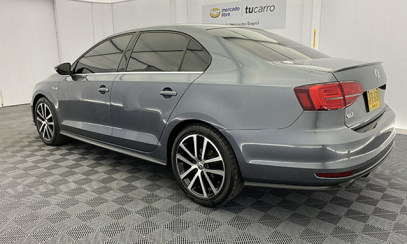 Volkswagen Jetta Gli...