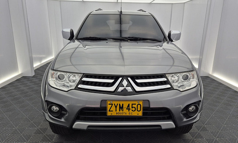 Mitsubishi Nativa 3....