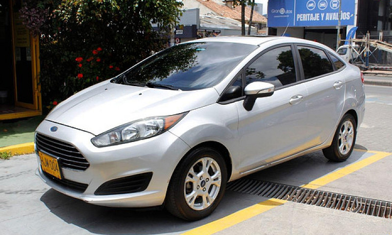 Ford Fiesta 1.6 Se M...
