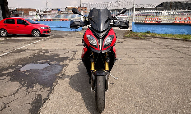 Bmw S1000Xr...