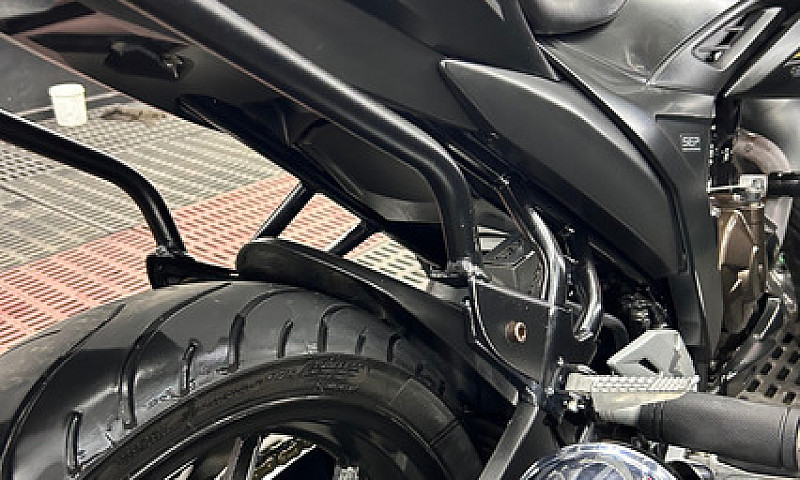 Suzuki Gixxer 250 - ...