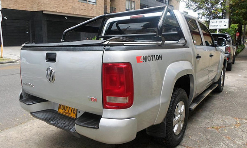 Volkswagen Amarok Em...