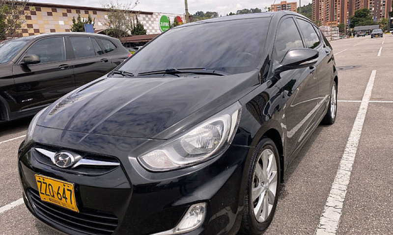 Hyundai Accent Gl 1....