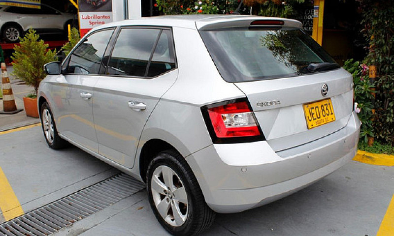 Skoda Fabia 1.6 3 Ge...