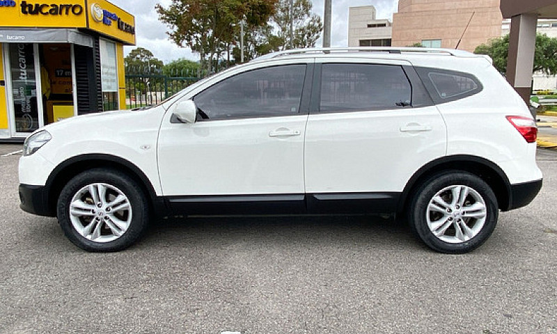 Nissan Qashqai 2 2.0...