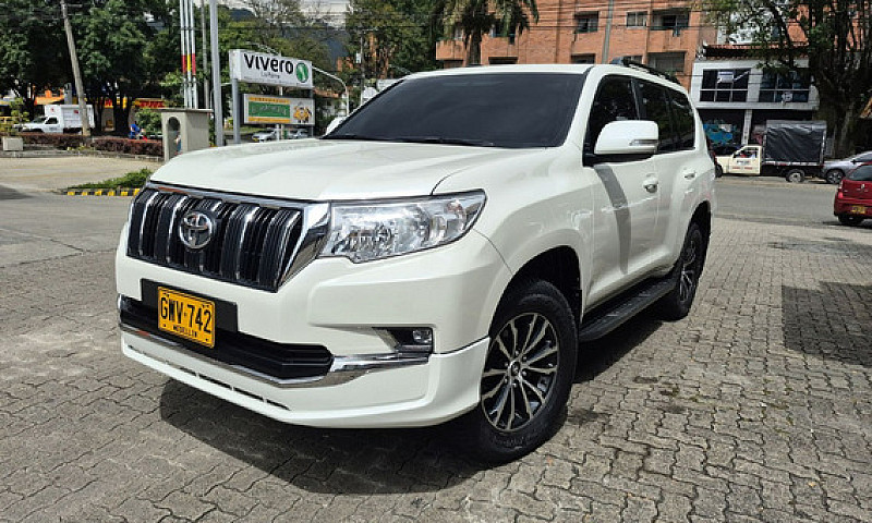 Toyota Prado 3.0 Tx-...