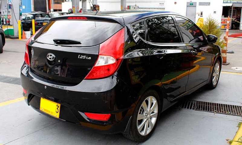 Hyundai Accent 1.6  ...
