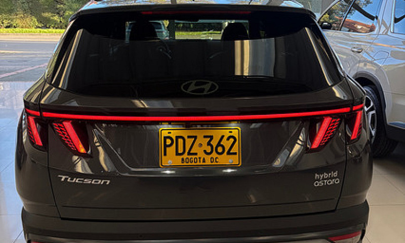 Hyundai Tucson Hibri...