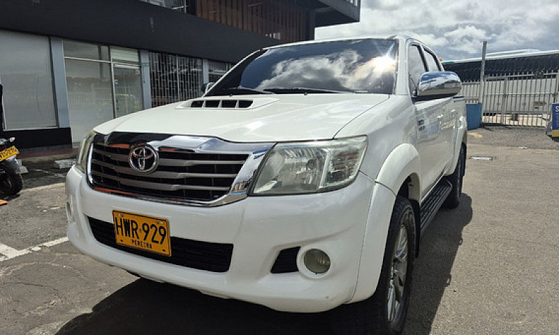 Toyota Hilux 3.0 At ...