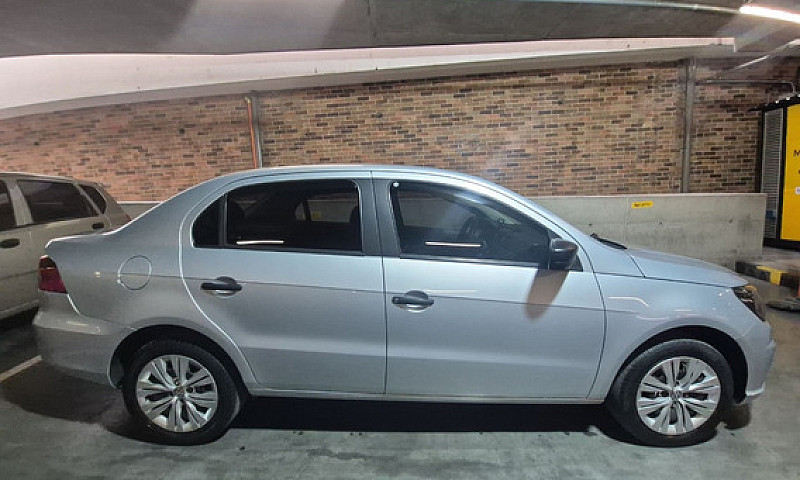 Volkswagen Voyage 1....