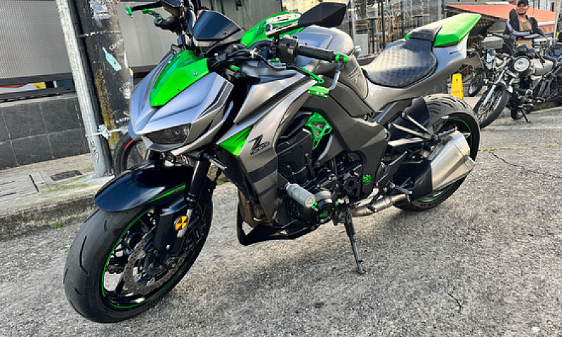 Z1000 Vendo O Cambio...