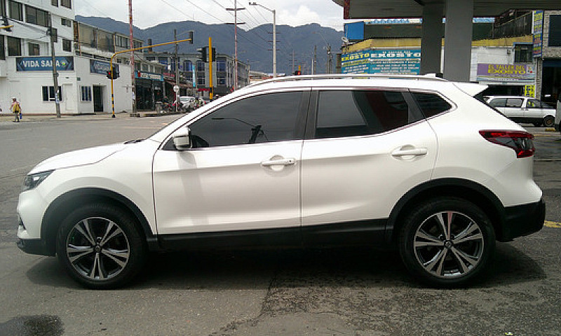 Nissan Qashqai 2.0 A...