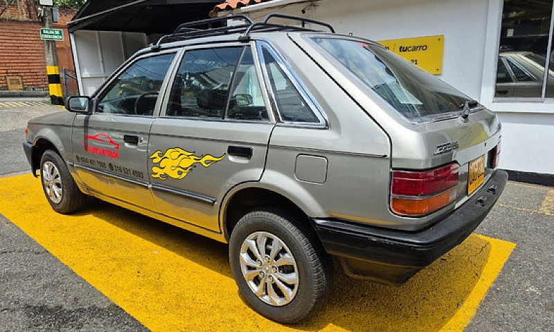 Mazda 323 1.3 Hb Mt...