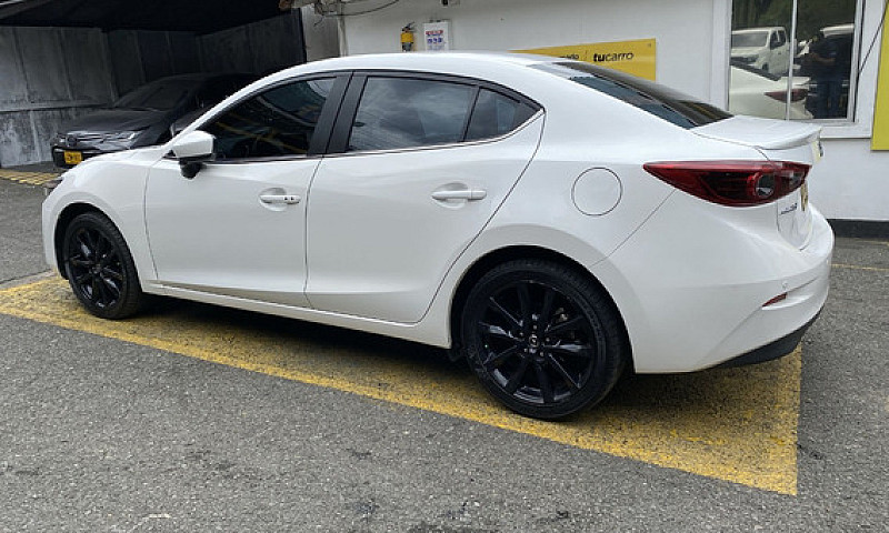 Mazda 3 2.0 Grand To...