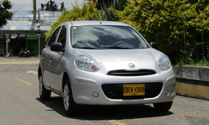 Nissan March 1.6 Act...