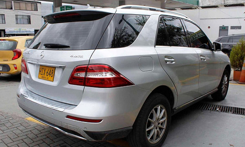 Mercedes-Benz Ml 250...