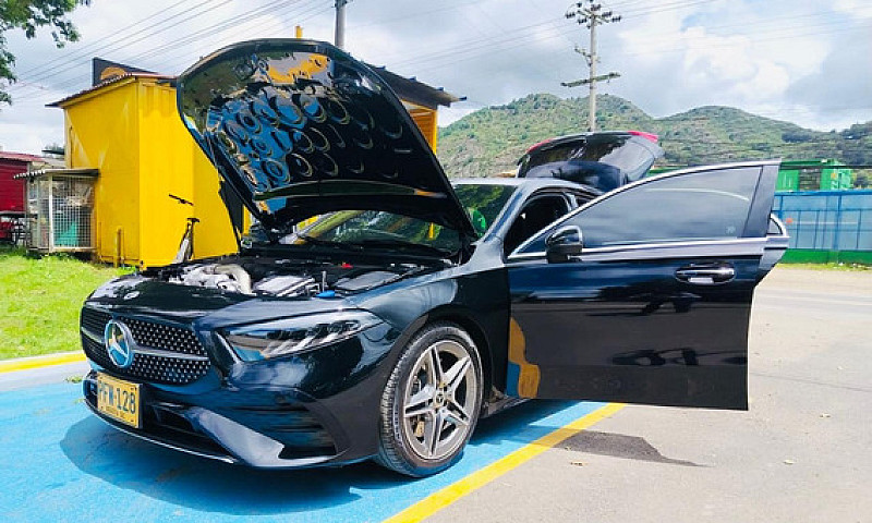 Mercedes Benz A-250 ...