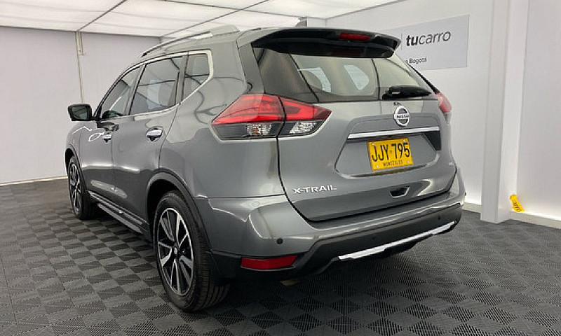 Nissan X-Trail 2.5 E...