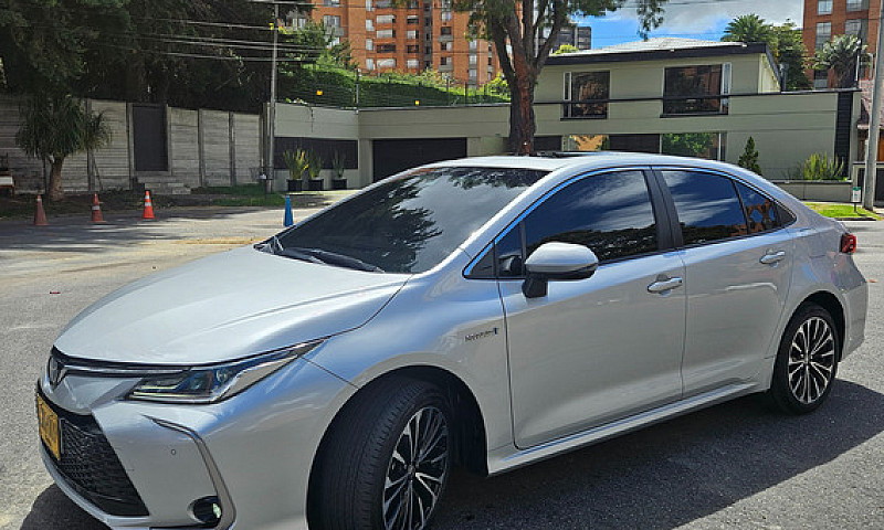 Toyota Corolla 1.8 H...