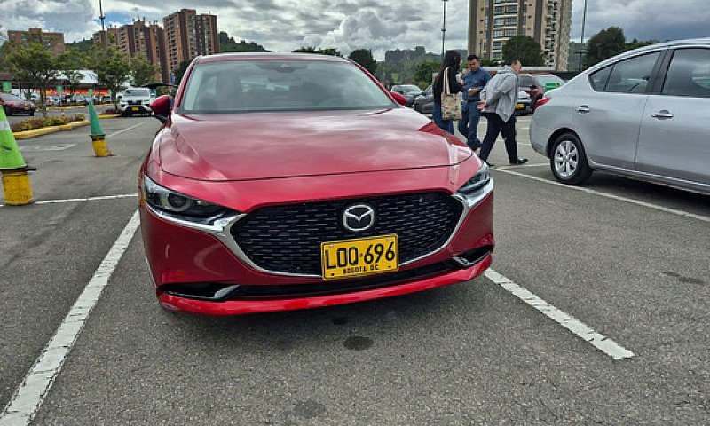 Mazda 3 2.0 Grand To...