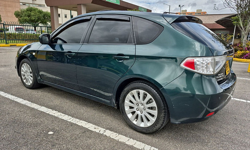Subaru Impreza 2.0...