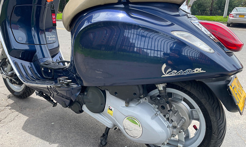 Vespa Primavera 150C...
