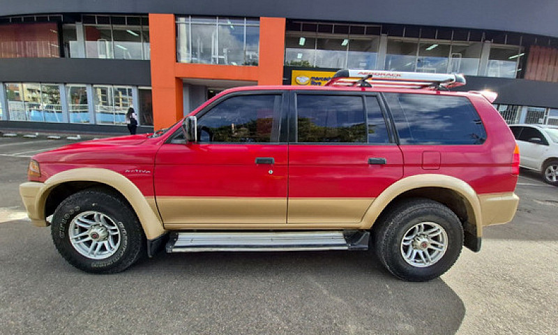 Mitsubishi Nativa 3....