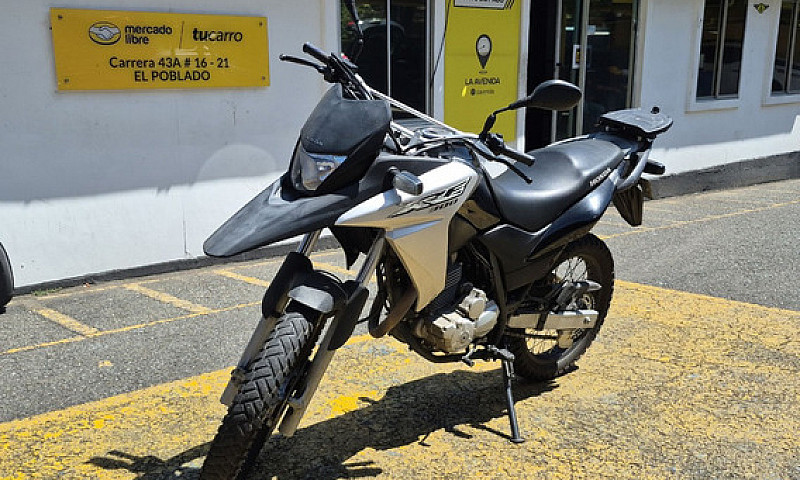 Honda Xre 300 2019...