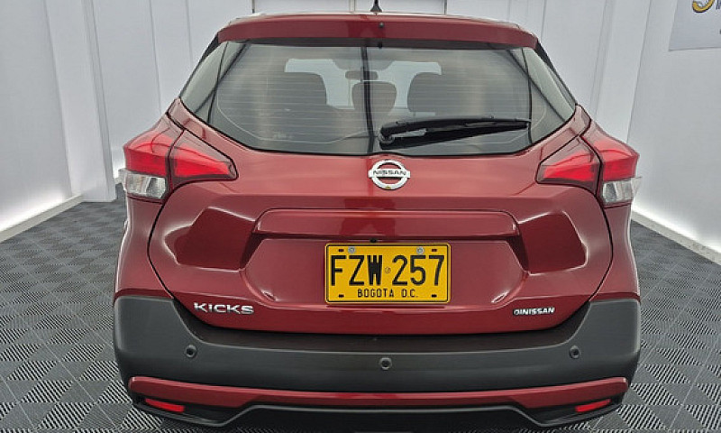 Nissan Kicks 1.6 Adv...