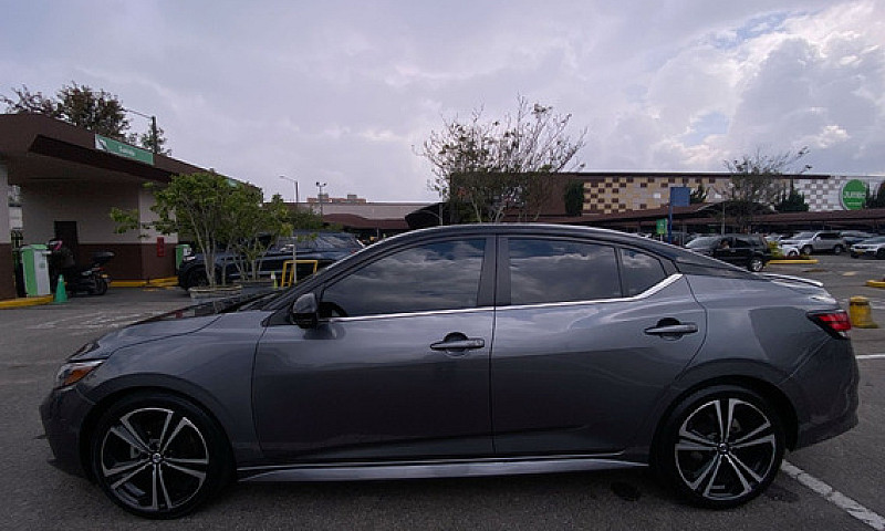 Nissan Sentra 2.0 At...