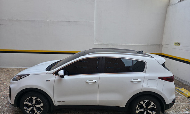 Kia Sportage 4X4 Híb...