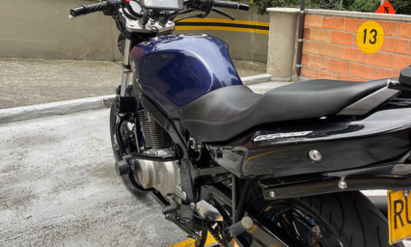 Suzuki G500 Excelent...