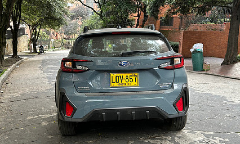 Subaru Cross Trek 2....
