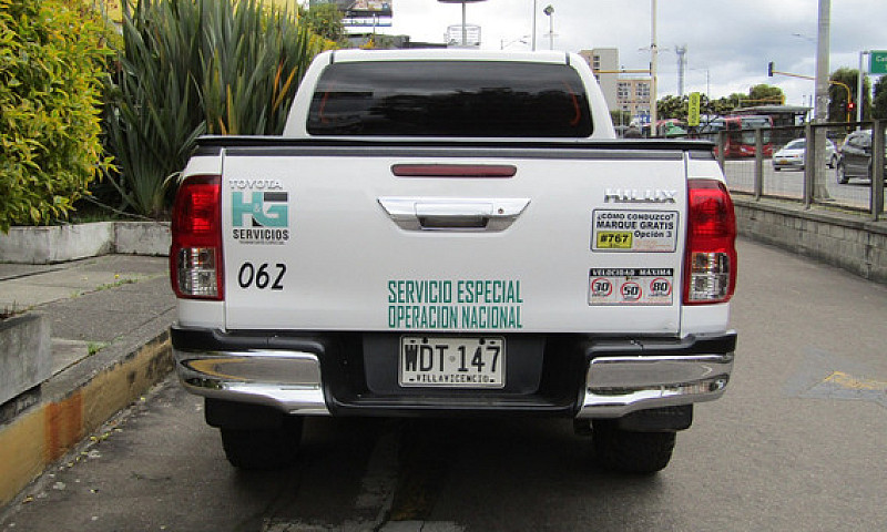 Toyota Hilux 2.4 Dié...