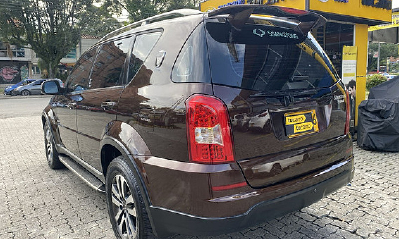 Ssangyong Rexton 2.7...