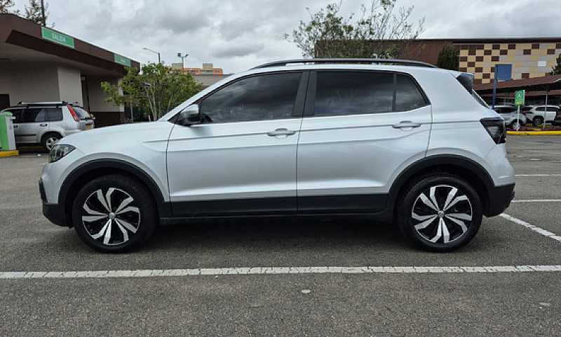 Volkswagen T-Cross 1...