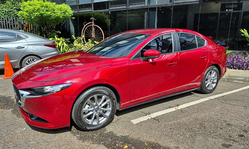 Mazda 3 2.0 Touring ...