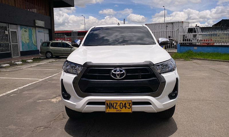 Toyota Hilux 2.7 Gas...